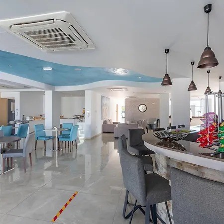 Bellini Apartahotel