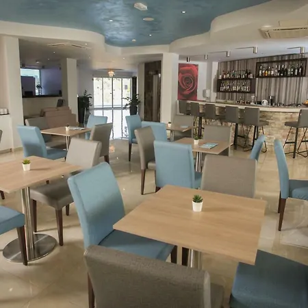 Bellini Apartahotel